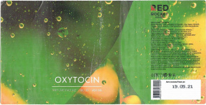 Этикетка пива Oxytocin от пивоварни Red Rocket Brewery. Изображение №1 (фото: Андрей Атаевв)