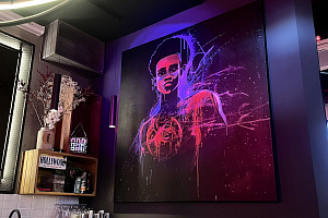 Neighbours Gastropub & Bar—